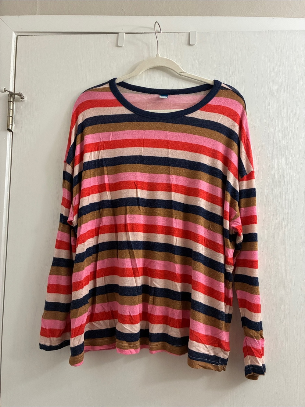 Old Navy Long Sleeve tee